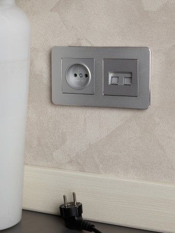 Купить BRITE Розетка компьютерная двойная RJ45 кат.5E РК10-2-БрА алюминий IEK в Минске