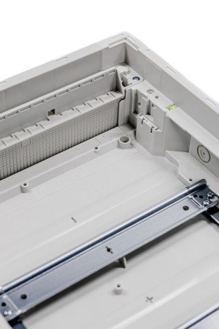 Купить Щит внутренний  60 мест, глухая дверца (881х348х89), Class II, IP 30// Hager - Volta (Метал/пластик - Белый) в Минске