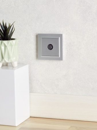 BRITE Розетка TV оконечная РТВ11-0-БрА алюминий IEK фото в интернет-магазине БелЭлектрикМонтаж