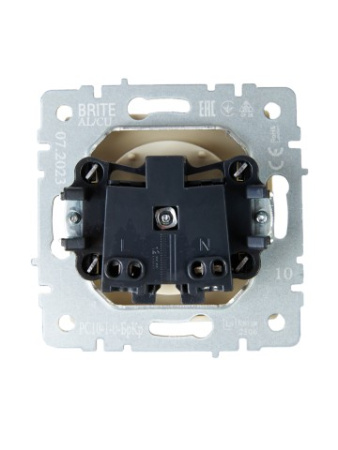 BRITE Розетка 1-местная без заземления без защитных шторок 10А РС10-1-0-БрКр бежевый IEK фото в интернет-магазине БелЭлектрикМонтаж