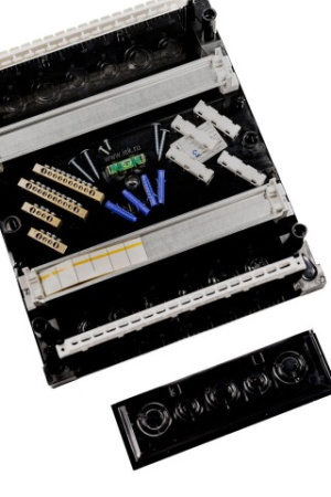 Корпус модульный пластиковый навесной ЩРН-П-24 PRIME черный IP41 IEK