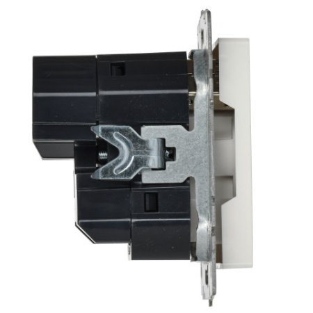 BRITE Розетка 1-местная с заземлением с защитными шторками 16А с USB A+A 5В 2,1А РЮш10-1-БрБ белый IEK