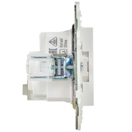 SKANDY Розетка с заземлением без защитных шторок 16А SK-R05W арктический белый IEK