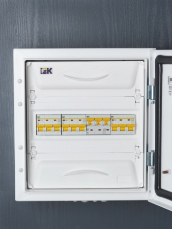 Авт. выкл.ВА47-29 3Р 32А 4,5кА х-ка D ИЭК фото в интернет-магазине БелЭлектрикМонтаж