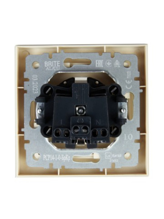 BRITE Розетка 1-местная с заземлением с защитными шторками 16А в сборе РСР14-1-0-БрКр бежевый IEK